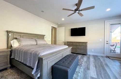 Kanab House | Luxury Kanab Utah Family Home with Amazing Views Pool Gym