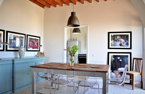Karaman Villa | Elegant Karmi Accommodation with Ocean Views, Ideal Getaway