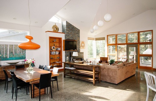 Soldotna House | Premier Kenai River Estate with Private Fishing Dock