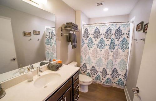 Heartside Apartment | Elegant King Bed Apartment in Downtown Grand Rapids