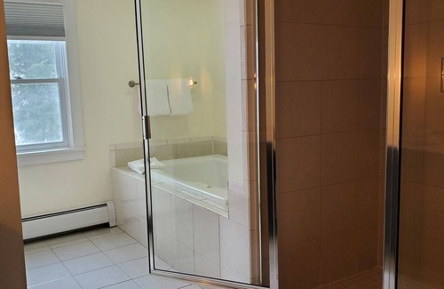 West Dover Resort | Elegant King Room with Balcony & Pool Access