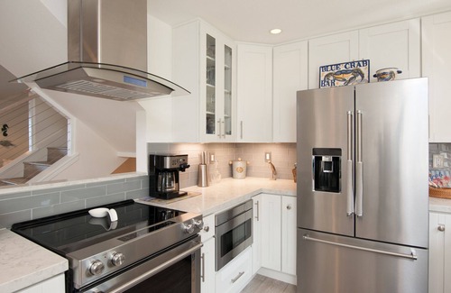 Blue Lagoon Condo | Exclusive Laguna Beach Cottage with Oceanfront Views