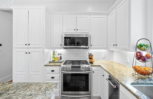 Rivercrest House | Experience Lake Austin: Pool, Hot Tub & Private Dock Awaits