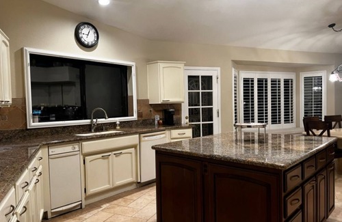 Arrowhead Ranch House | Exquisite Arrowhead Lakes Home with Private Pool & Ocean View