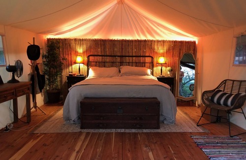 Spicewood Bed & Breakfast | Discover the Magical Lakefront Estate Featured on CBS