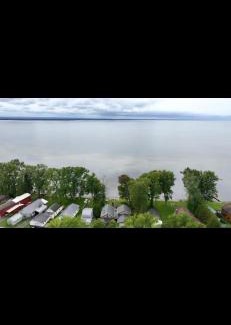 Blossvale Villa | Premier Lakehouse Retreat on Oneida Lake - Rated 10/10