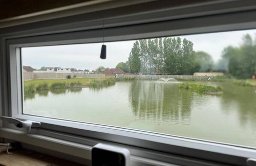 Addlethorpe Apartment | Luxury Lakeside Lodge 2