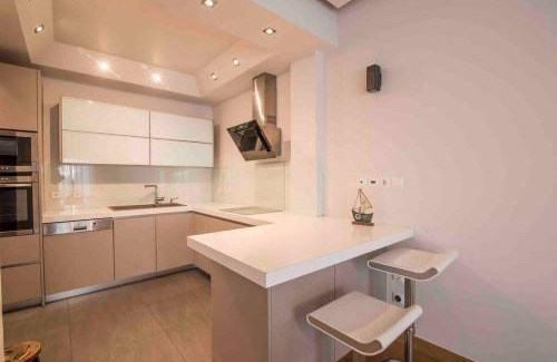 Nea Ionia Apartment | Elegant Living Apartment: Rated 9.5, Perfect for Families