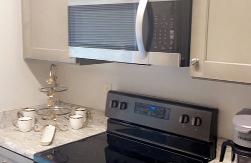 Tuscaloosa Apartment | Family-Friendly Getaway with Spa Amenities for Everyone