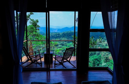 Belihuloya House | Serene Retreat in a Wildlife Paradise for Relaxing Getaways