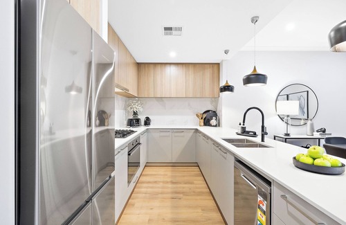 Victoria Park House | Luxury, Location, and Step-Free Ease — All in One.