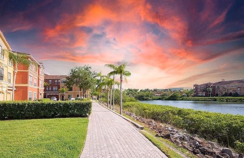 Clearwater Condo | Pet-Friendly Retreat with Waterfront Views & Top Amenities