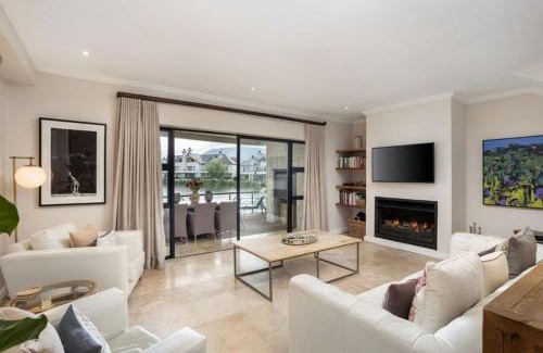 Cape Winelands House | Experience Cedar Point 4C at Pearl Valley Golf Course