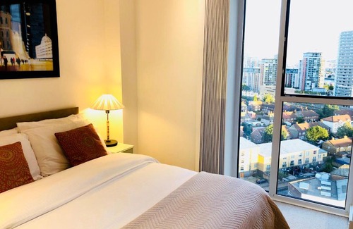 Moffat Apartment | Elegant Lodge Excel London: Where Comfort Meets Style