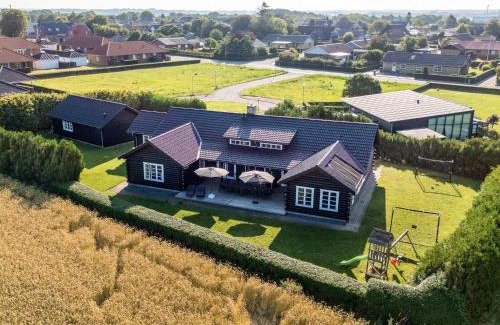 Spøttrup House | Luxury Lodge with Limfjord View - By Traum Ferienwohnungen