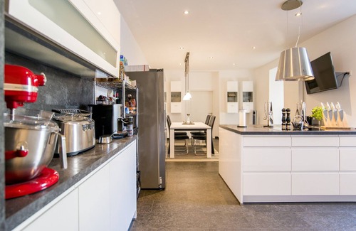 Oberbilk House | Elegant Loft in the Heart of Düsseldorf - Guest Rated 9.6