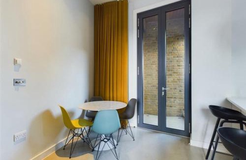 Cathedrals Apartment | Luxury Loft Apartment in London Bridge