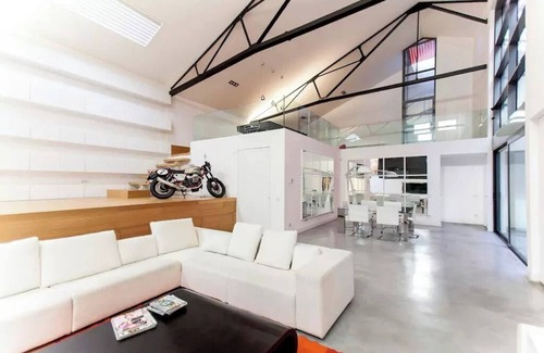 Retiro Apartment | Elegant Loft Near Retiro Park with Private Pool Access