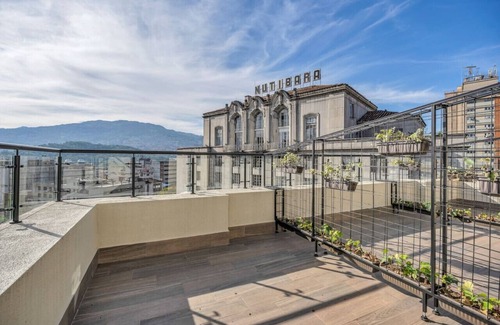 La Candelaria Apartment | Luxury loft near plaza botero and Metro station
