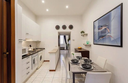 Porta Volta Apartment | Stylish Loft Near the Duomo with Wifi & Kitchen Access
