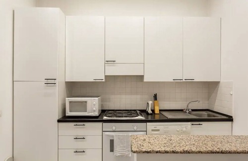 Porta Volta Apartment | Stylish Loft Near the Duomo with Wifi & Kitchen Access
