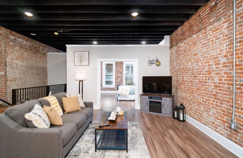 Boonville Apartment | Luxury Loft- Walk to Katy Trail & Casino