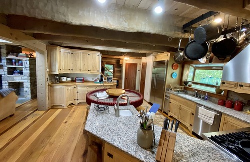Dandridge House | Gorgeous Douglas Lake Estate: Spa, Hot Tub & Lake Views