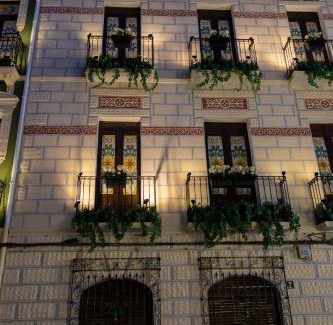 Novelda Apartment | Top-Rated Family-Friendly Stay at Macabeo 25 Hotel