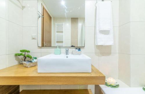 Malevizi House | Elegant Maisonette Steps from the Beach, Rated 8.8/10