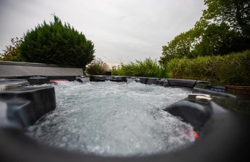 Lisburn House | Elegant Manor with Hot Tub, Garage & Pet-Friendly Amenities