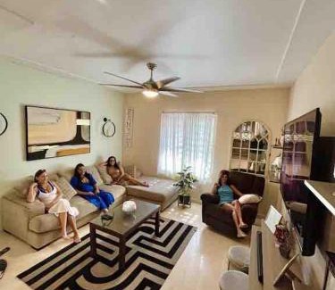 Santa Cruz Villa | Luxury Mansion Metro area