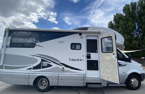 Herriman House | Experience the Mercedes Class C RV with Ocean Views