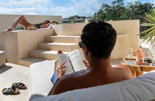 Tulum Villa | luxury Mistiq Villa private pool and art