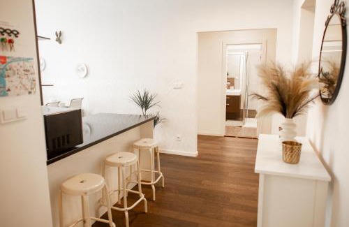 Josefov Apartment | Stylish Oldtown Square Apartment - Pet Friendly & Family Ready