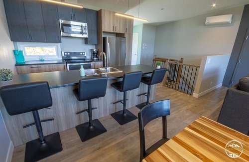 Saint-Jean-de-Matha Condo | Deluxe Mountain Condo with Golf and Spa Amenities