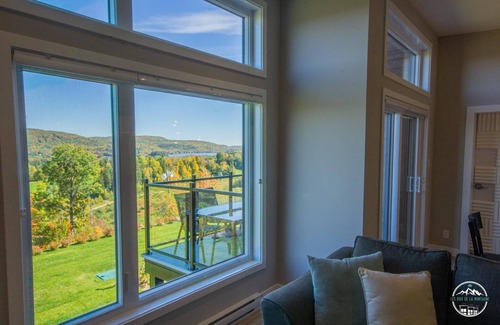 Saint-Jean-de-Matha Condo | Deluxe Mountain Condo with Golf and Spa Amenities