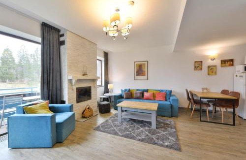 Poiana Brasov Apartment | Elegant Mountain Apartment with Spa and Pool Amenities