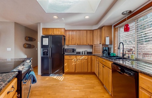 Gold Bar House | Dog-Friendly Mountain Cabin with River Access & Hot Tub