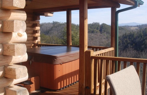 Marshall Cabin | Privacy and Scenic Views with Top Amenities - Rated 9.8
