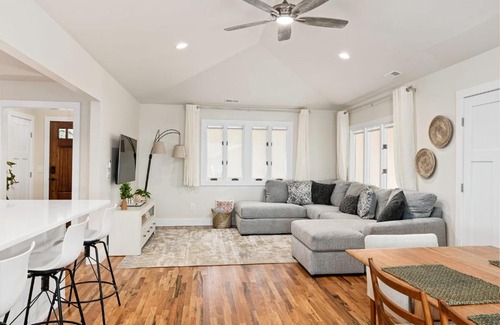 Alexander House | Explore Holiday Homes in Juno, NC - Pet Friendly & Family Joy