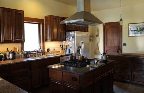 Cooke City-Silver Gate House | Premier Mountain Retreat in Cooke City with Breakfast Included