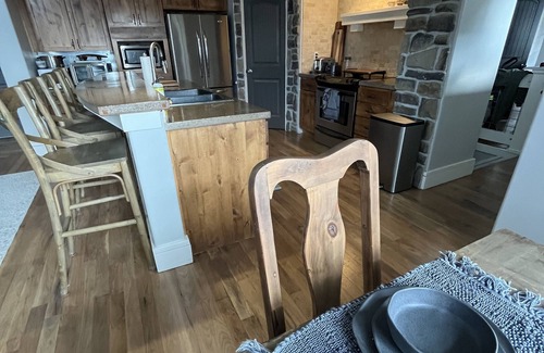 Heber House | Unique Ski Retreat with Spa and Hot Tub near Park City