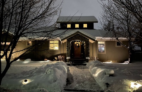 Heber House | Unique Ski Retreat with Spa and Hot Tub near Park City