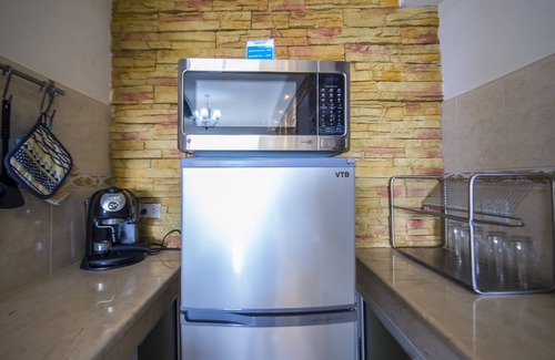 Centro Havana Apartment | Oceanfront Neptuno Apartment with Spa & Breakfast Included