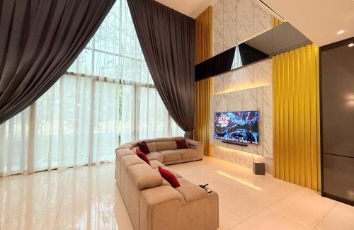 Kampung Pulau Meranti Villa | Luxury New Puchong Private Pool Villa up to 30pax