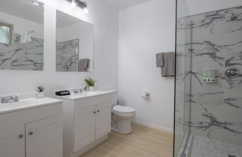 Central City House | Elegant NOLA Oasis: 6 Bedrooms, Pet & Child Friendly
