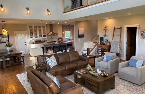 Muenster House | Exclusive North Texas Retreat with Pool, Spa & Scenic Views