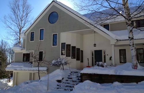 Stratton Mountain House | Serene Retreat with Pool & Game Room Near Ski Slopes