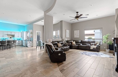 Phoenix House | Luxury Oasis with Entertainment & Amazing Backyard