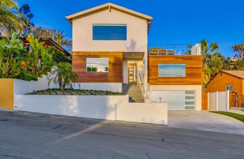 Park West House | Stunning Ocean & Canyon Views, 4-Star Stay Near Downtown